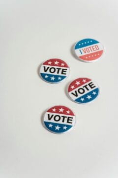 Stock images of Vote buttons taken by Sora Shimazaki.